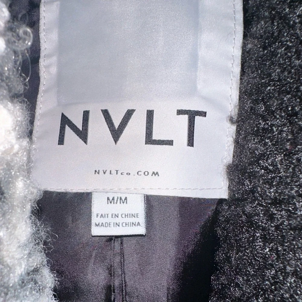 ANTHROPOLOGIE NVLT Black, White Colorblock Houndstooth Teddy Jacket sz med NWOT - Picture 2 of 6